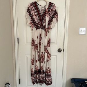 Knox Rose Target Cream/White Long Dress w/ Belt